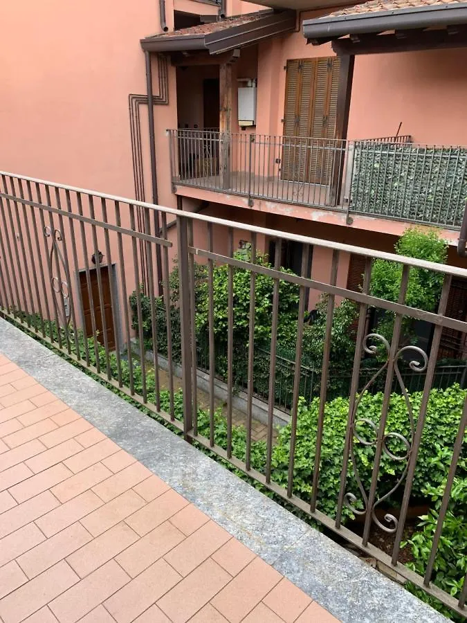 Apartman La Casetta Di San Siro Milánó